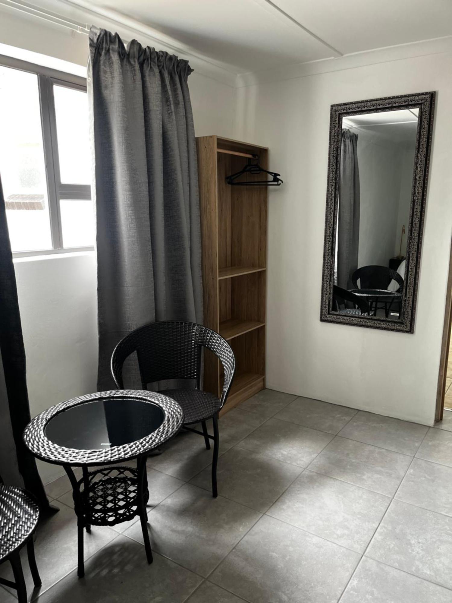 Cradock Guest House & Self Catering Экстерьер фото